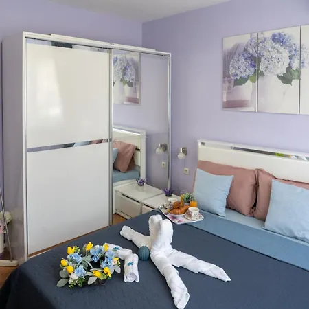 Luxury 2br Retreat In *