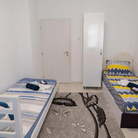 Luxury 2br Retreat In