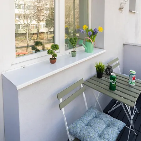 Luxury 2br Retreat In Lejlighed