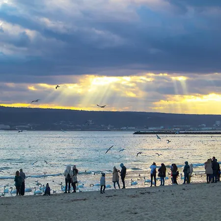 アパート Luxury 2br Retreat In